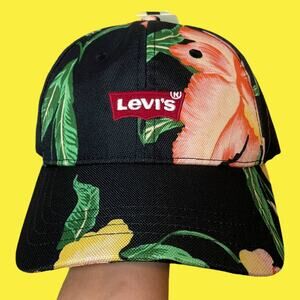 NWT Levi’s Floral Dad Hat